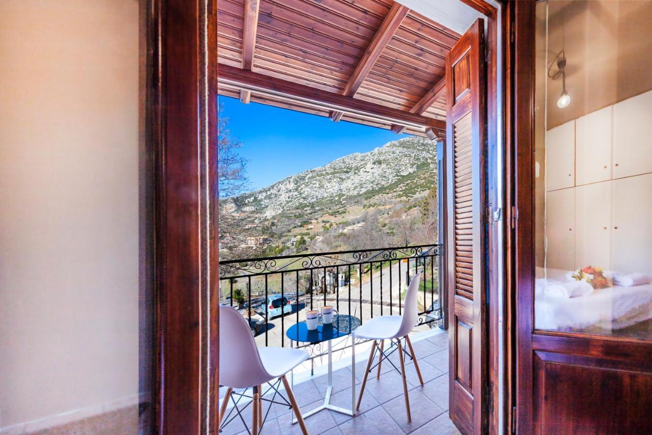 Deluxe Apartments By White Hills Arachova Exterior foto