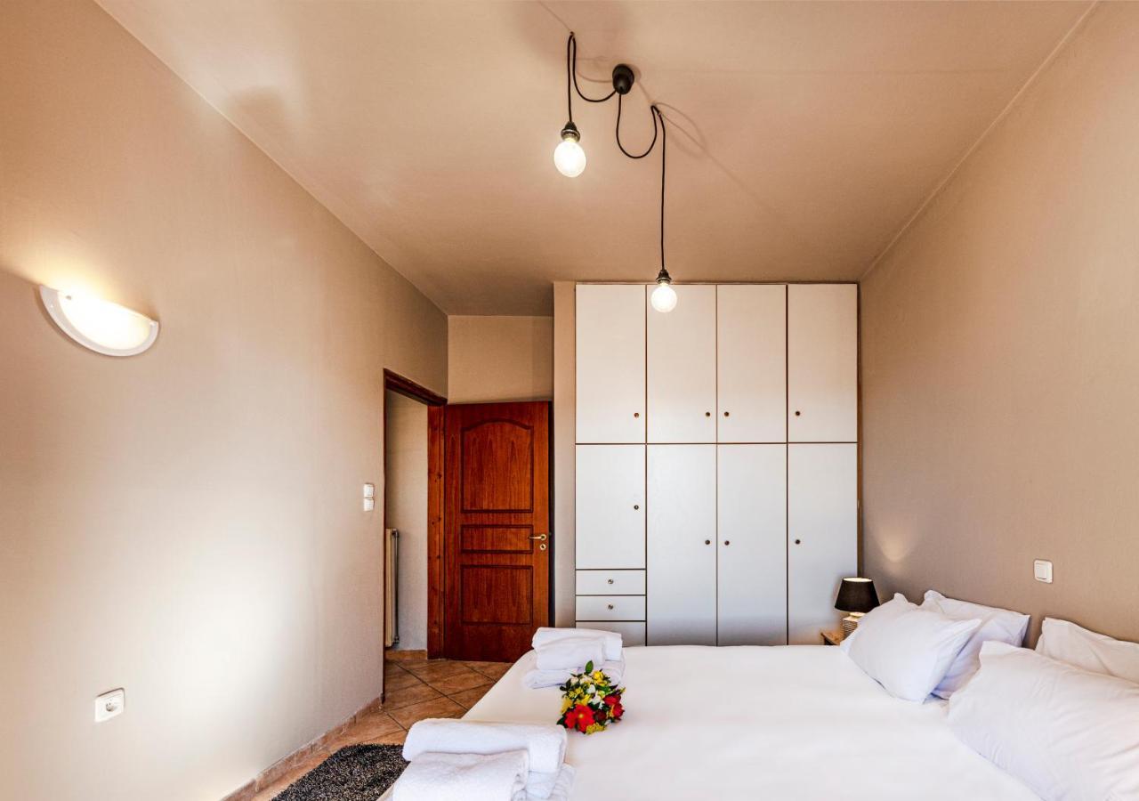 Deluxe Apartments By White Hills Arachova Exterior foto