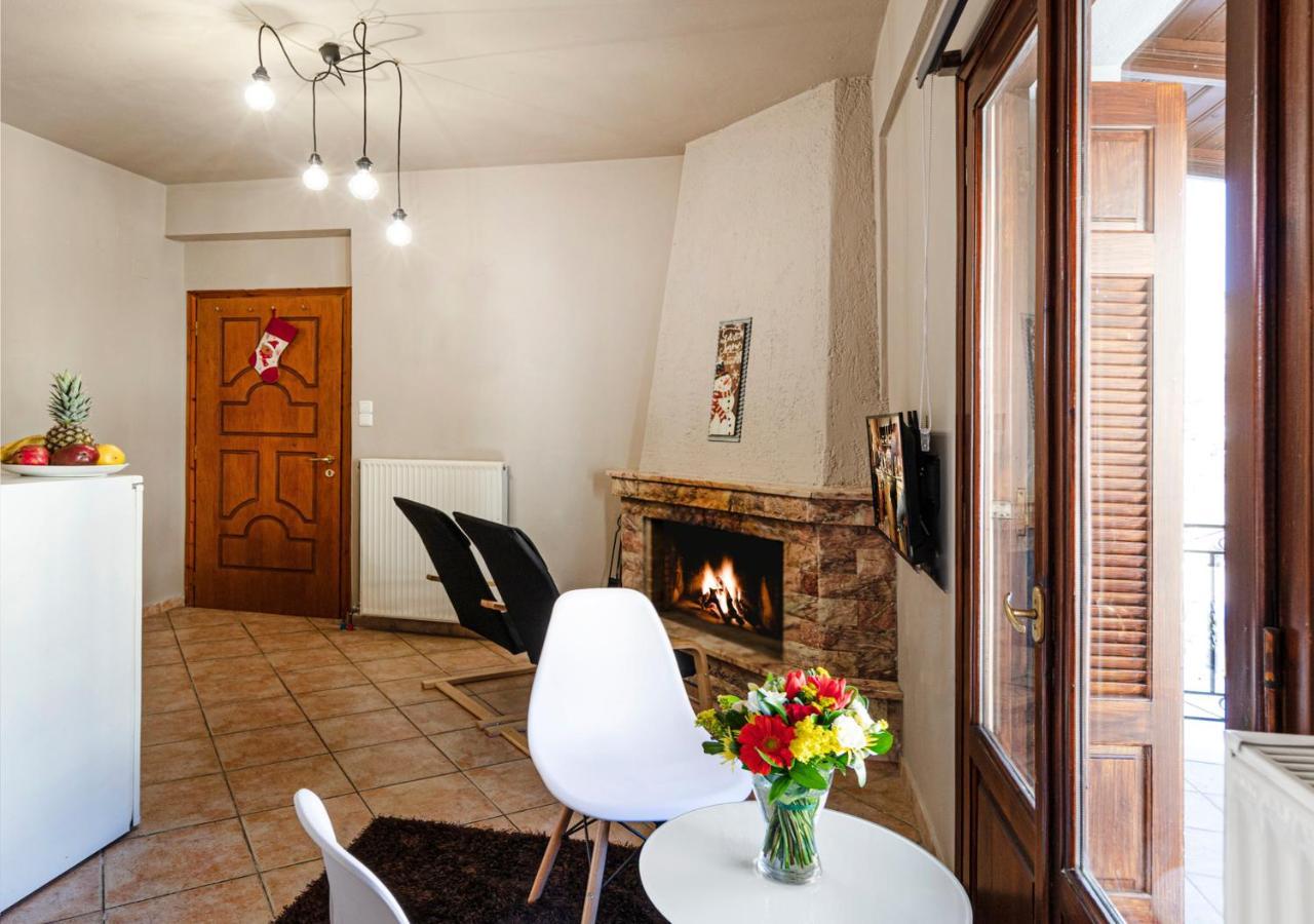 Deluxe Apartments By White Hills Arachova Exterior foto