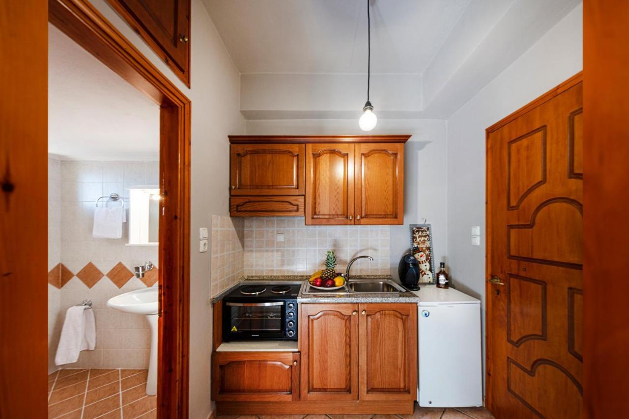 Deluxe Apartments By White Hills Arachova Exterior foto