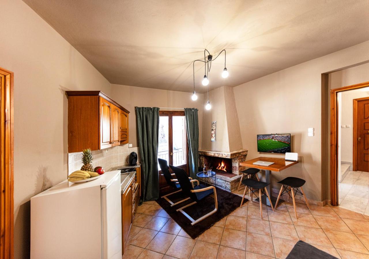 Deluxe Apartments By White Hills Arachova Exterior foto